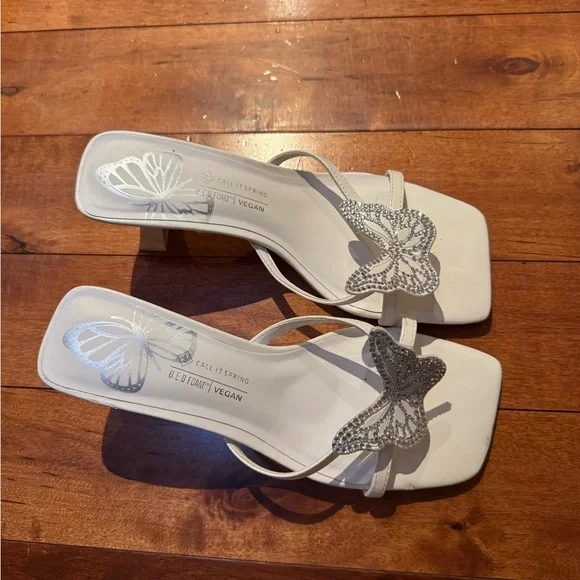 Call it spring heels - Picture 2 of 3